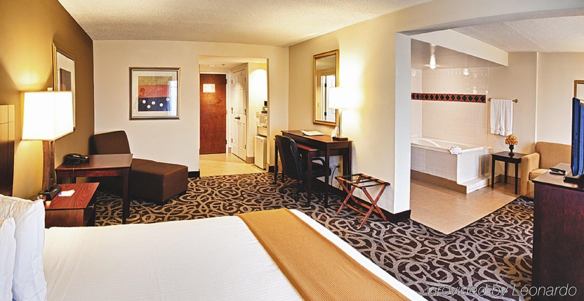 Hotel Murfreesboro Central Hotel 3*