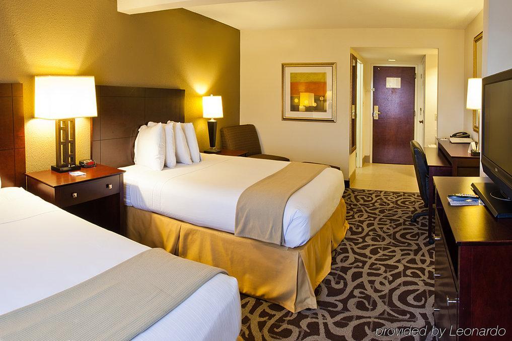 Murfreesboro Central Hotel